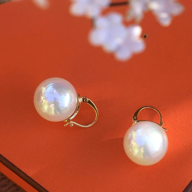 Classic Earring with Timeless Appeal