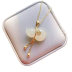 Beautiful Gold Necklace with Unique Style