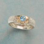 Beautiful Gold Ring with Unique Style