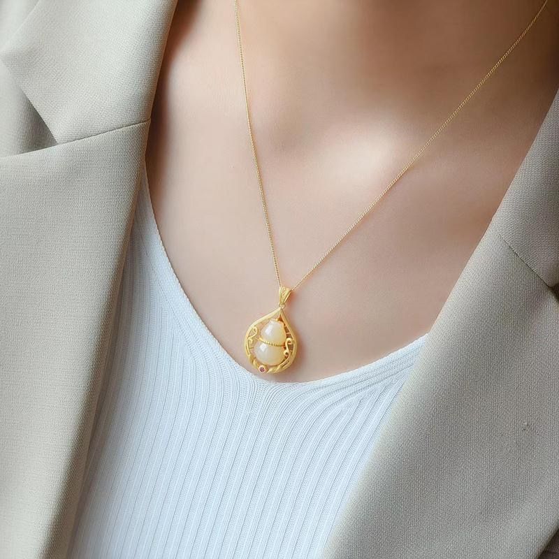 Vintage Handmade Gold Necklace