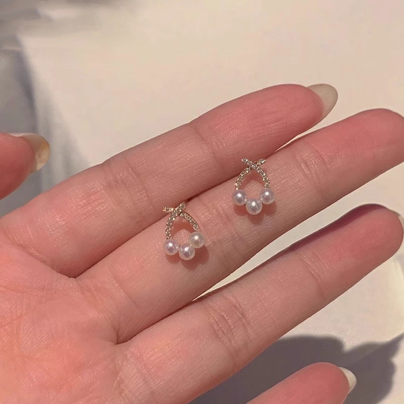 Charming Pearl Earring for Any Occasion