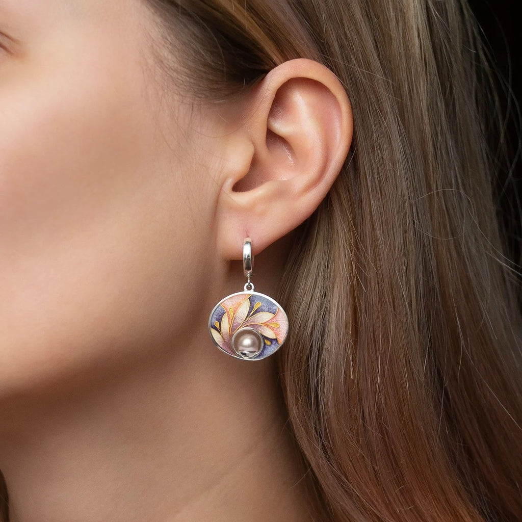 Beautiful Pearl Earring with Unique Style