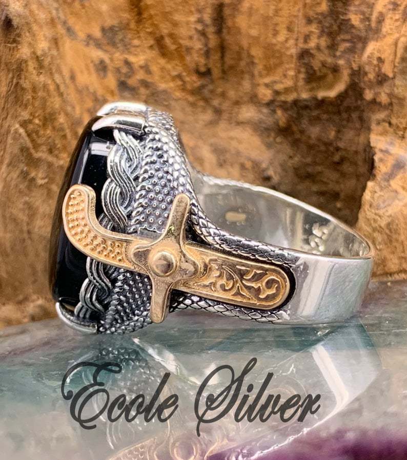 Beautiful Silver Bracelet with Unique Style