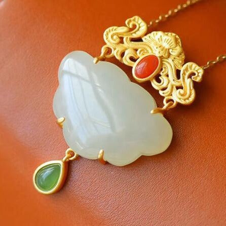 Stunning Silver Pendant for Daily Wear