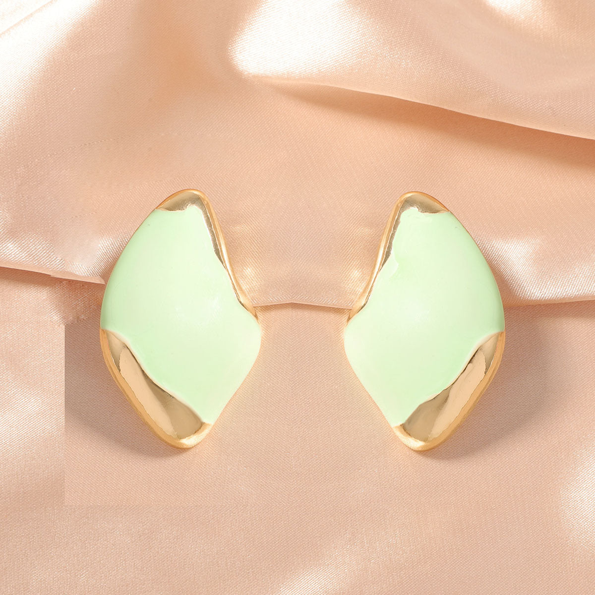 Stunning Piece for Daily Wear