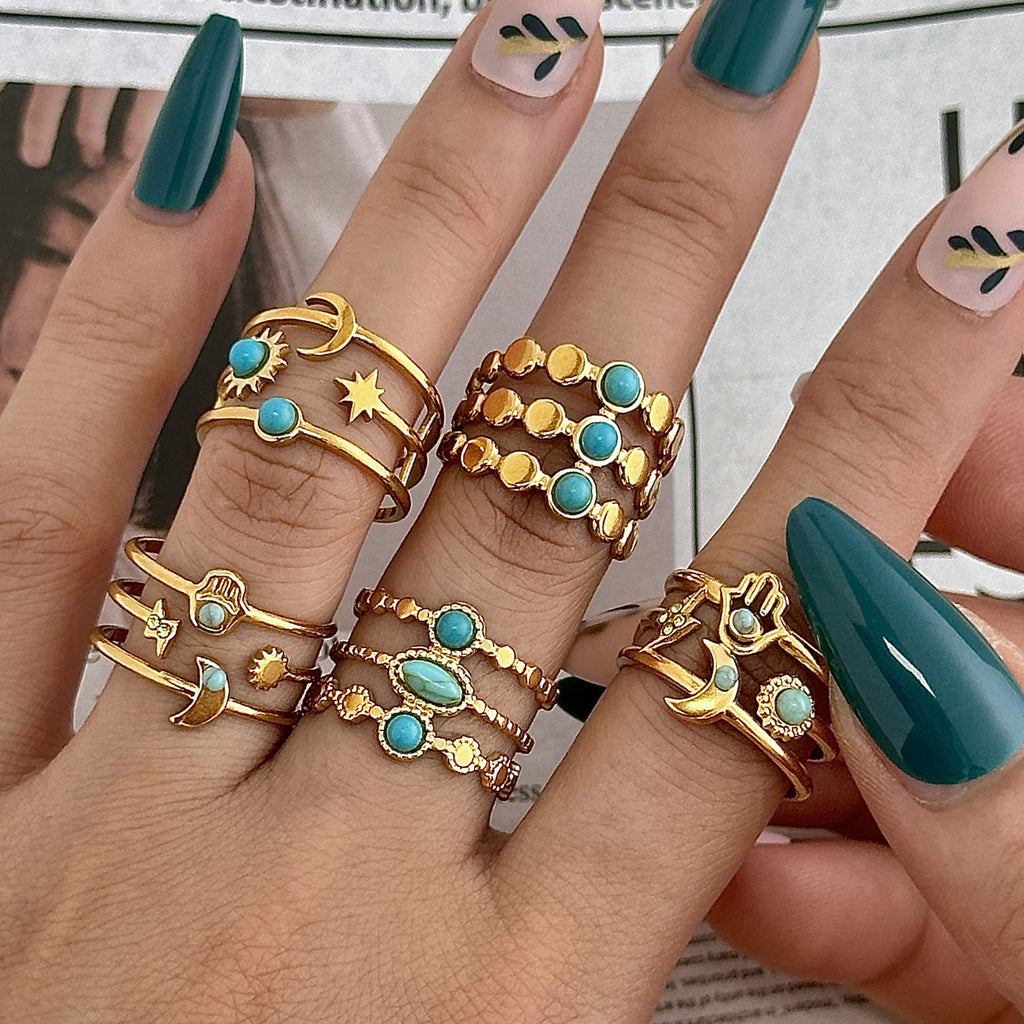 Beautiful Gold Bracelet with Unique Style