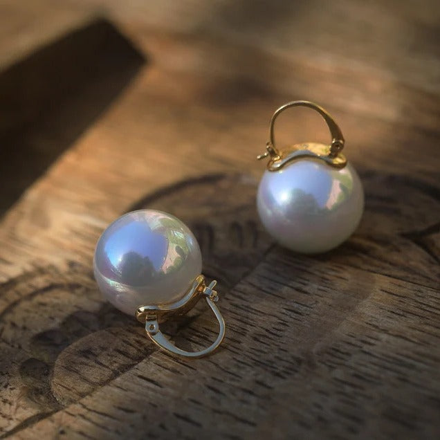 Classic Earring with Timeless Appeal