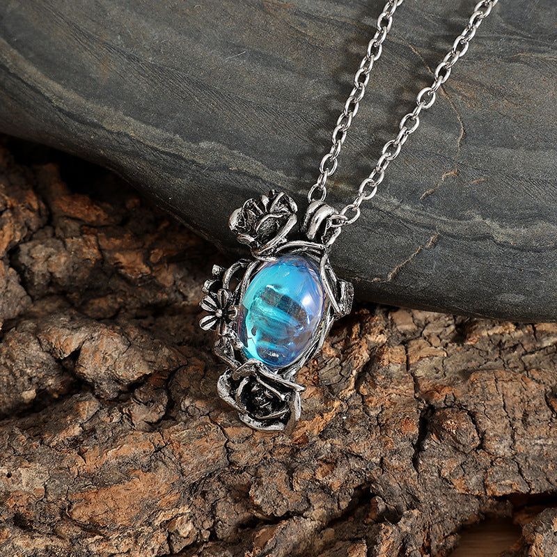 Charming Pendant for Any Occasion