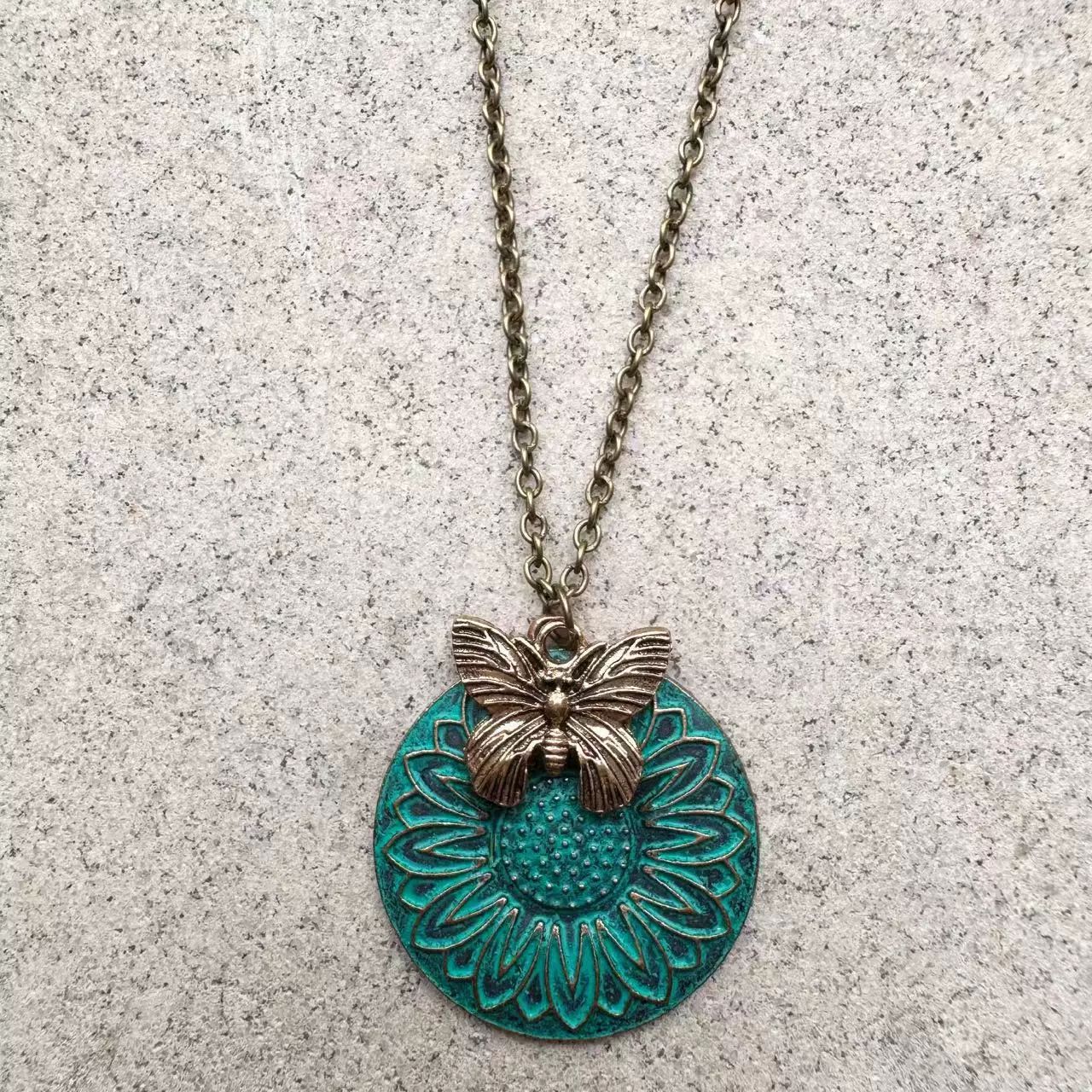 Charming Necklace for Any Occasion
