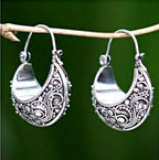 Charming Earring for Any Occasion