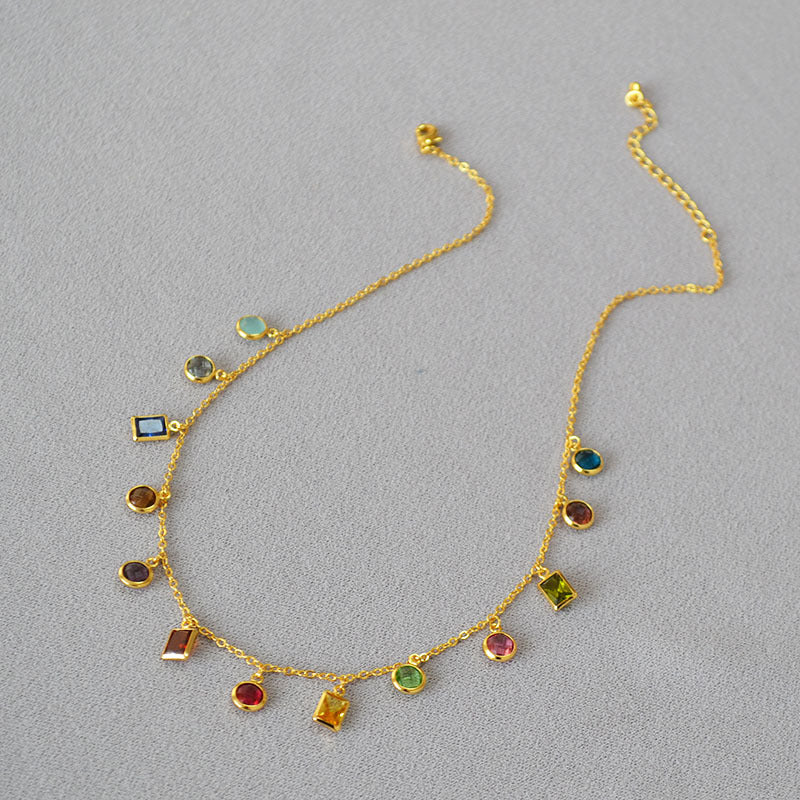 Beautiful Gold Necklace with Unique Style