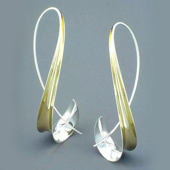 Classic Earring with Timeless Appeal