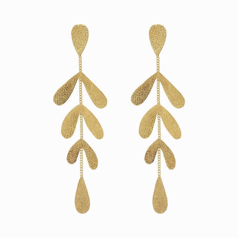 Classic Earring with Timeless Appeal