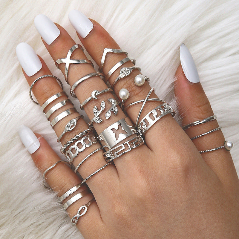 Beautiful Pearl Set with Unique Style