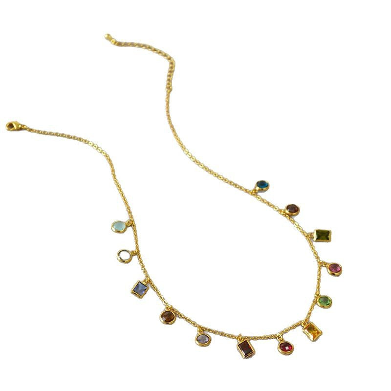 Beautiful Gold Necklace with Unique Style