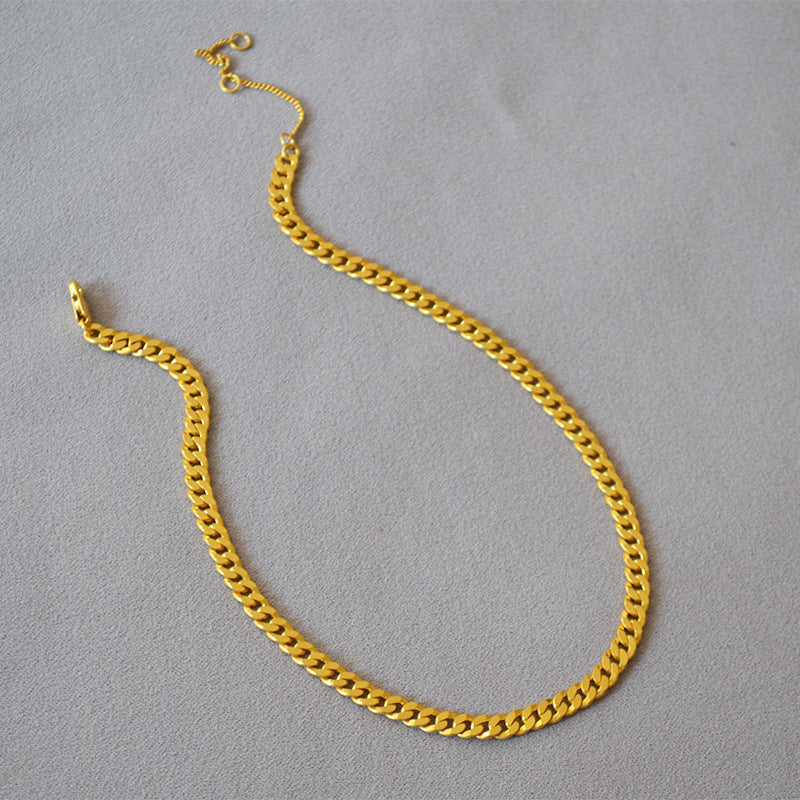 Beautiful Gold Necklace with Unique Style