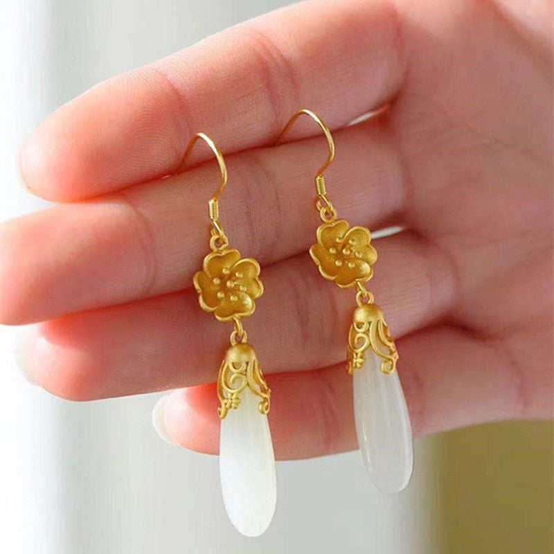 Vintage Handmade Gold Earring