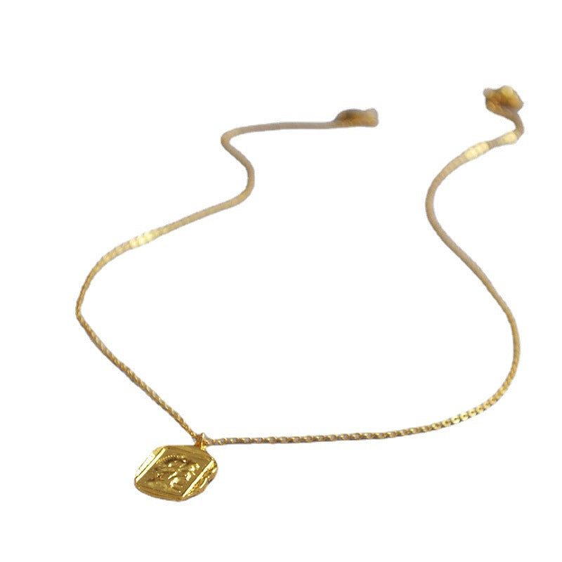 Beautiful Gold Necklace with Unique Style