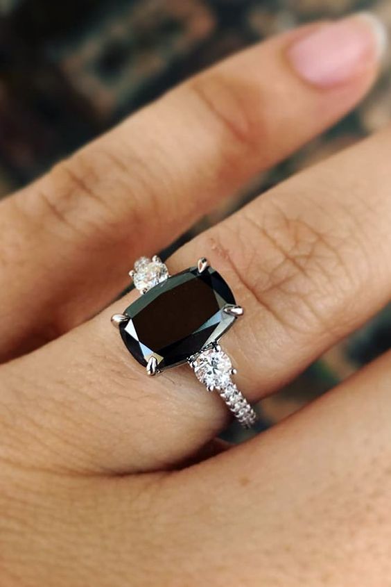 Beautiful Ring with Unique Style