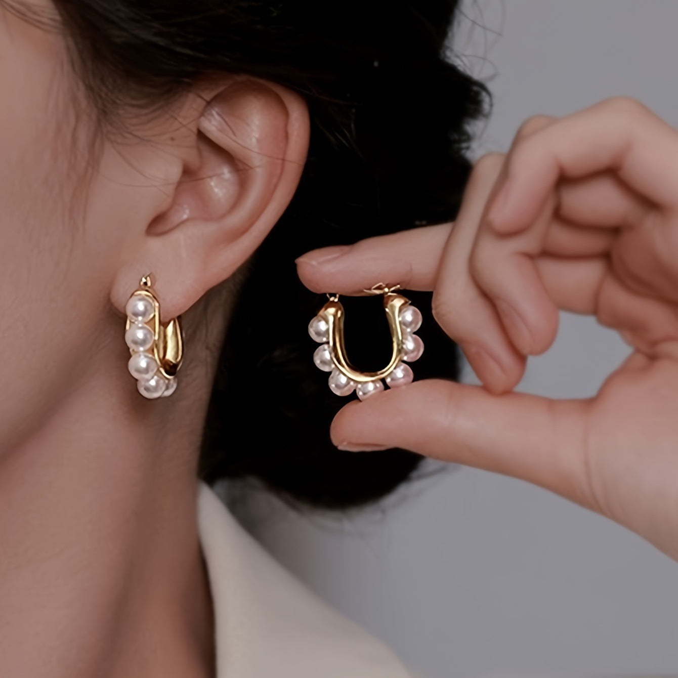 Beautiful Pearl Earring with Unique Style