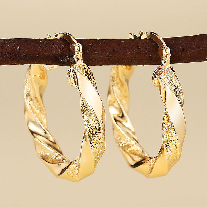 Classic Earring with Timeless Appeal