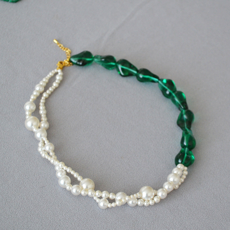 Beautiful Pearl Necklace with Unique Style