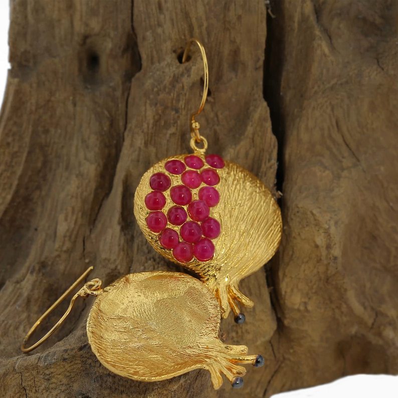 Elegant Earring for Every Occasion