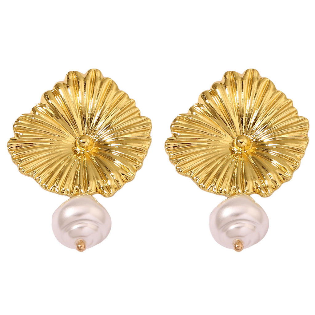 Vintage Handmade Gold Earring