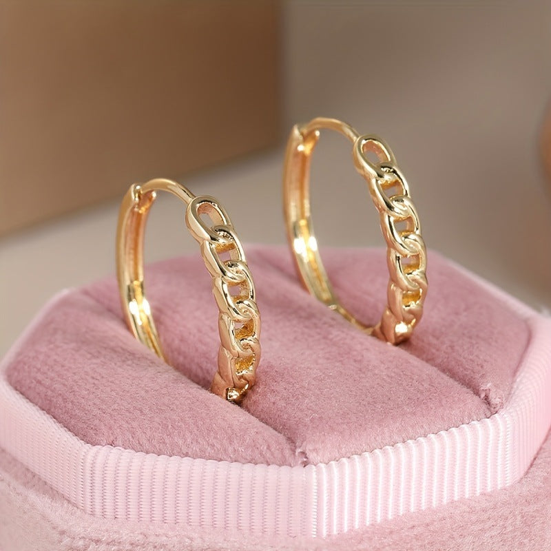 Classic Earring with Timeless Appeal