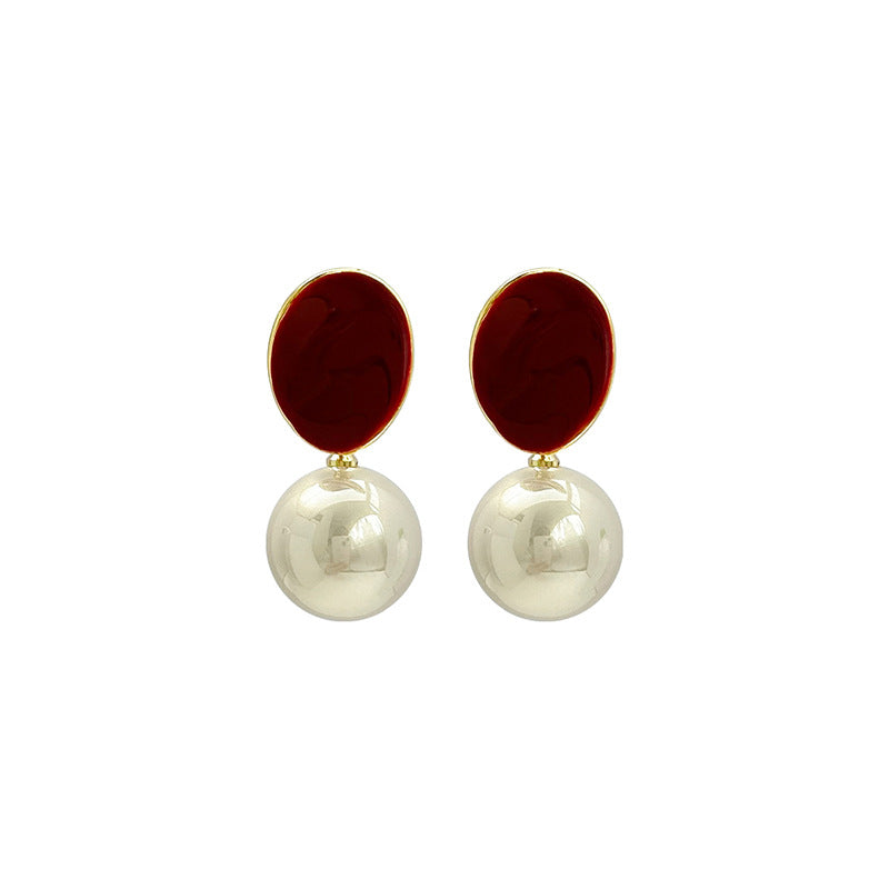 Beautiful Pearl Earring with Unique Style