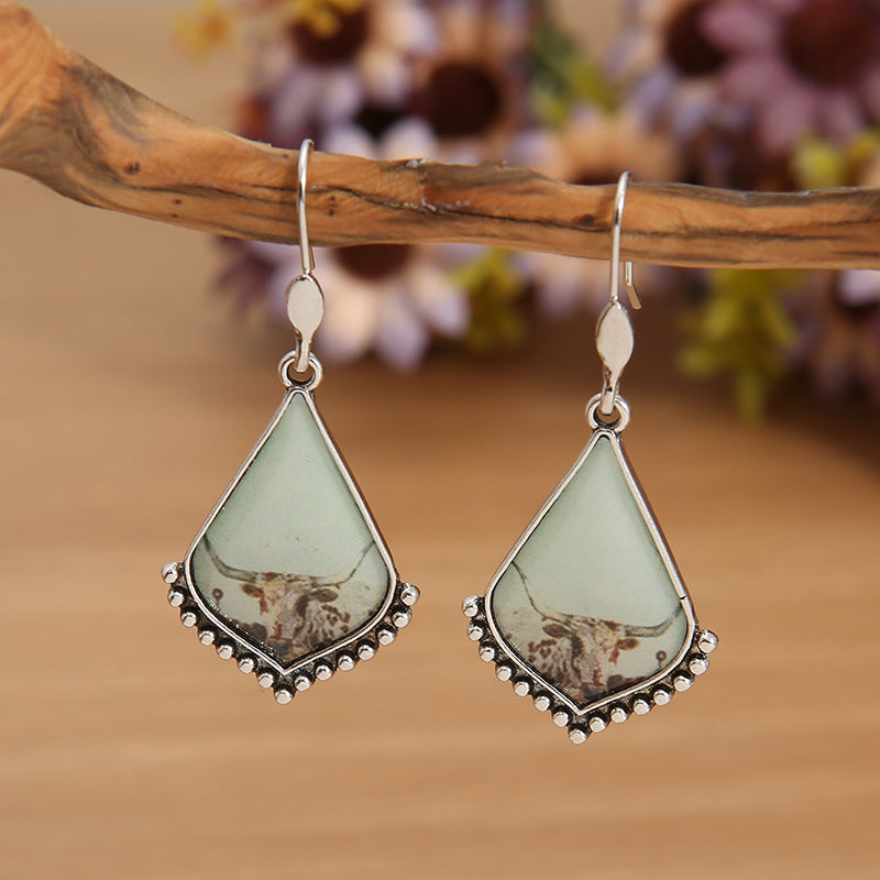 Elegant Earring for Every Occasion