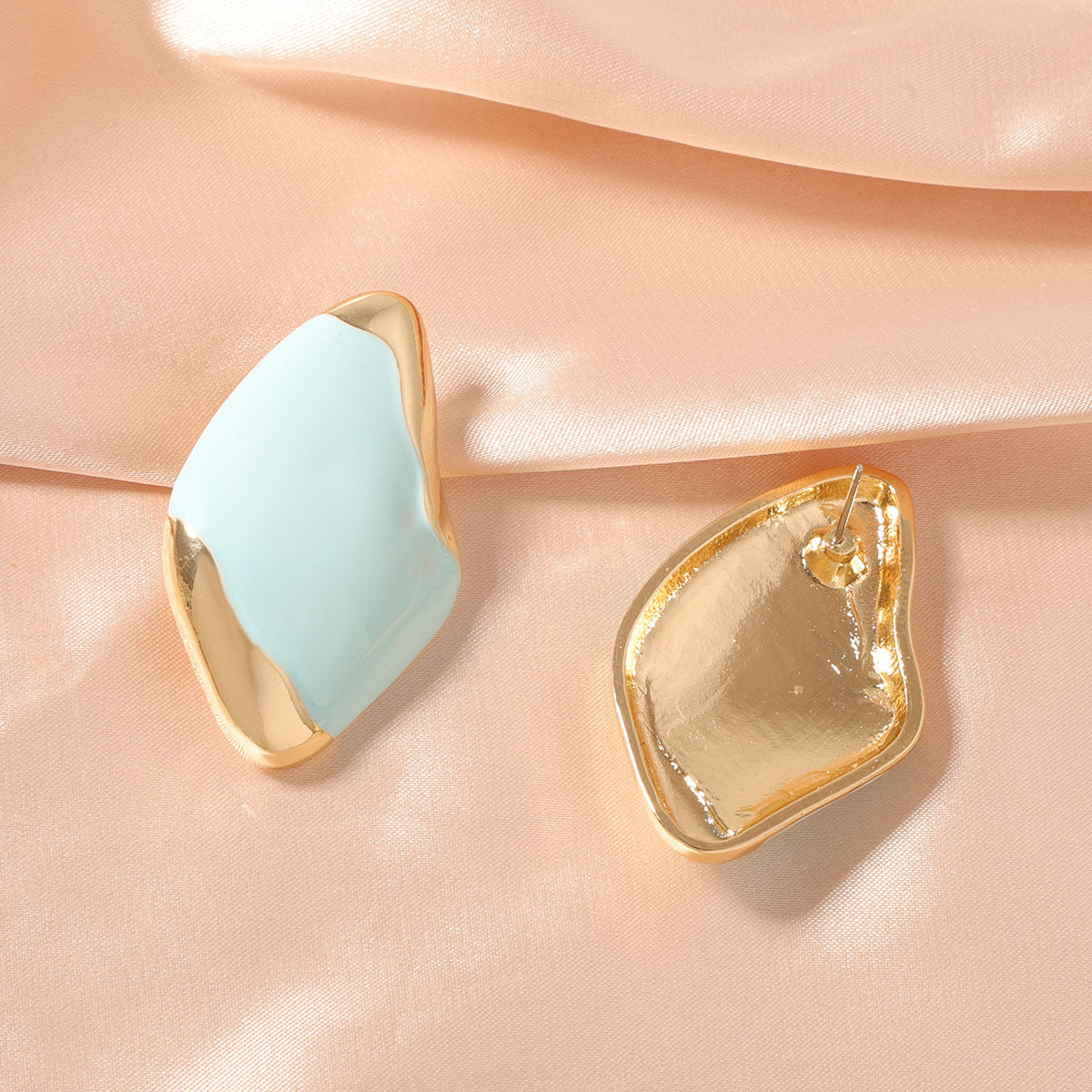 Stunning Piece for Daily Wear