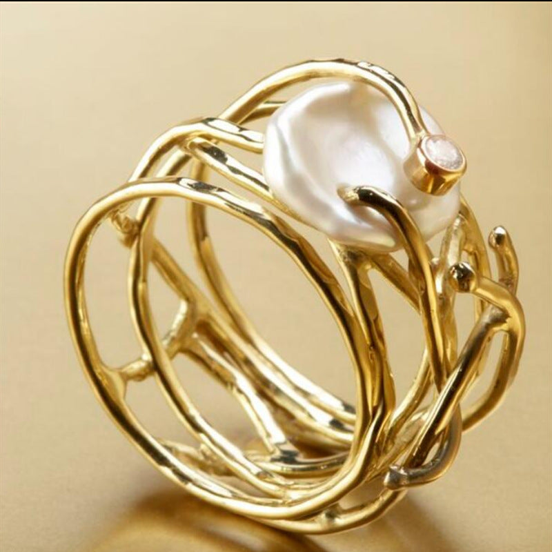 A Elegant Pearl Ring for Every Occasion