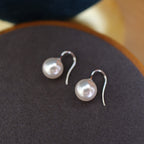 Beautiful Pearl Earring with Unique Style