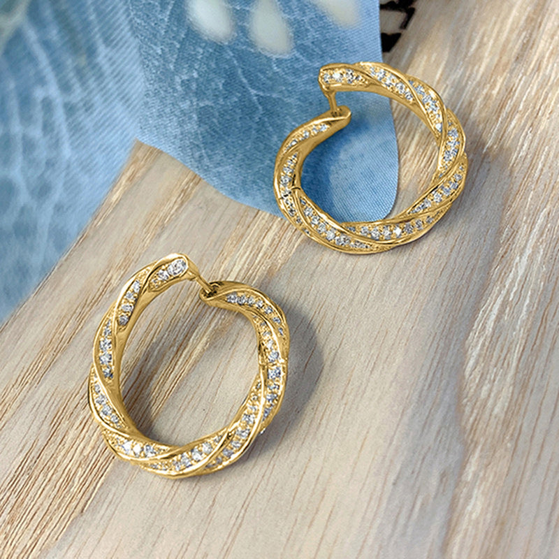 Stunning Earring for Daily Wear