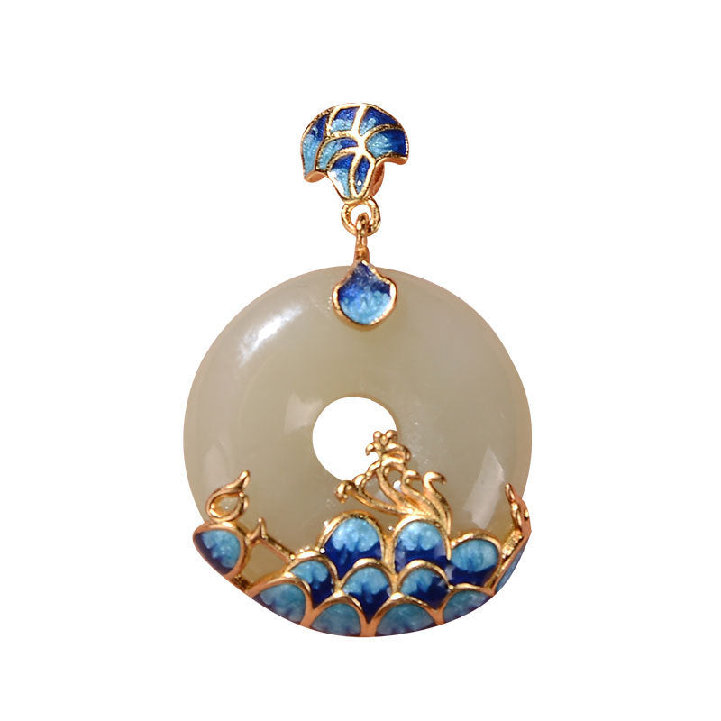 Stunning Silver Pendant for Daily Wear