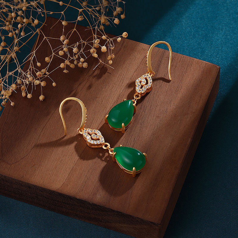 Vintage Handmade Gold Earring