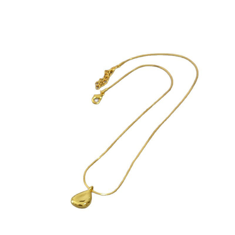 Beautiful Gold Necklace with Unique Style