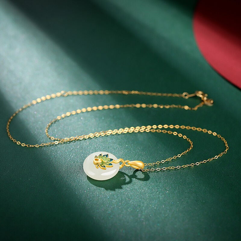 Stunning Silver Pendant for Daily Wear