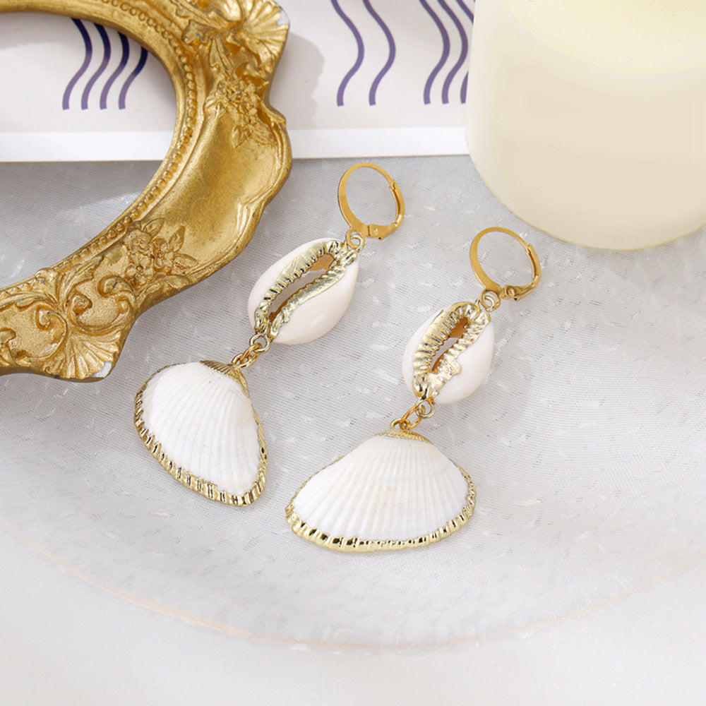 Vintage Handmade Gold Earring