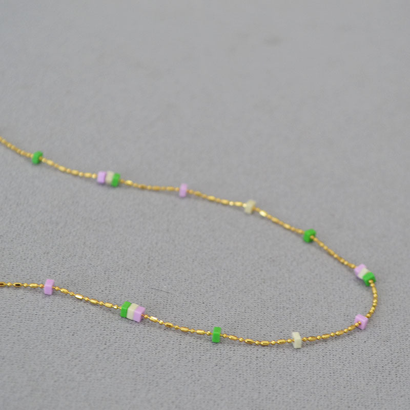 Beautiful Gold Necklace with Unique Style