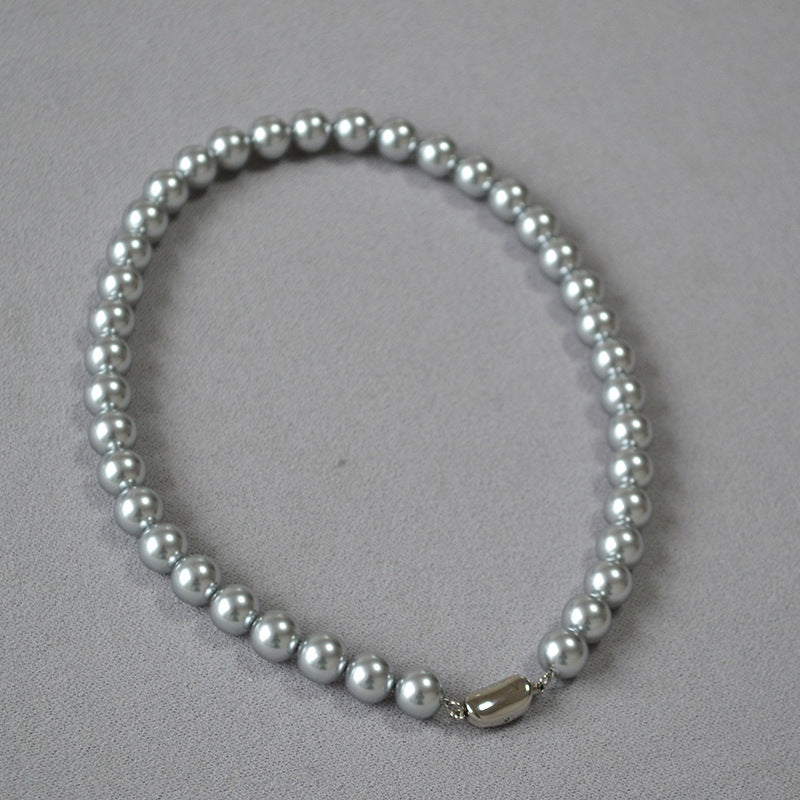 Beautiful Pearl Necklace with Unique Style