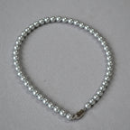 Beautiful Pearl Necklace with Unique Style