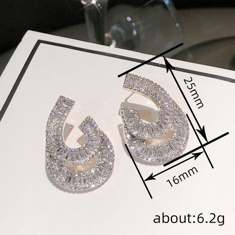 Romantic Earring for Special Moments