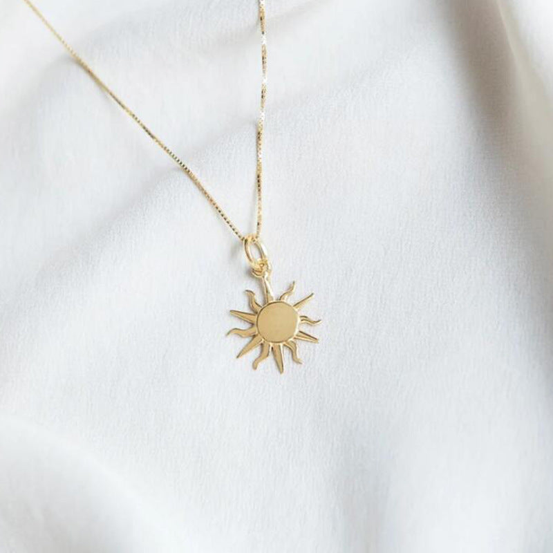 Stunning Necklace for Daily Wear