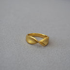Beautiful Gold Ring with Unique Style