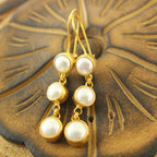 Classic Pearl Earring with Timeless Appeal