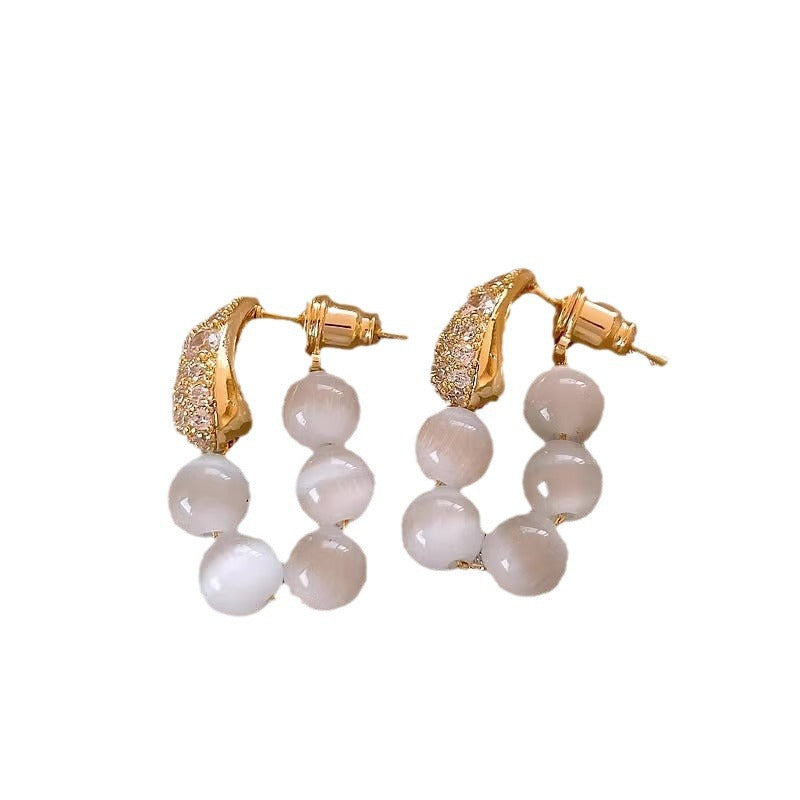 Beautiful Pearl Earring with Unique Style