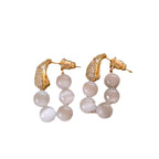 Beautiful Pearl Earring with Unique Style