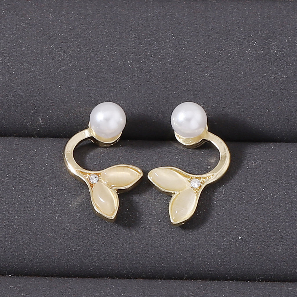 Charming Pearl Earring for Any Occasion